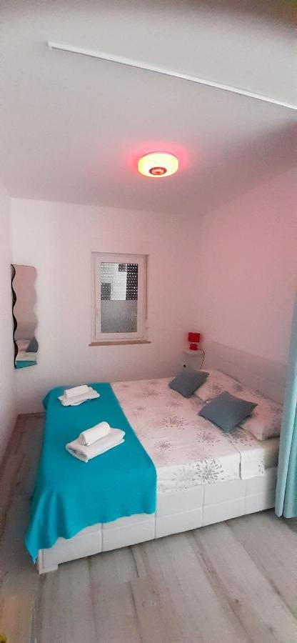Lennida Studio Apartman With Free Parking Kavran Buitenkant foto