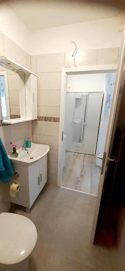 Lennida Studio Apartman With Free Parking Kavran Buitenkant foto