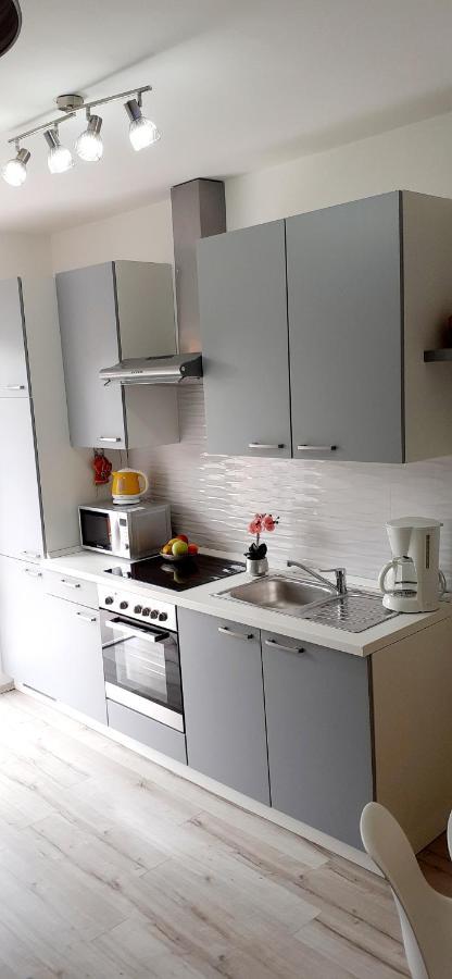 Lennida Studio Apartman With Free Parking Kavran Buitenkant foto