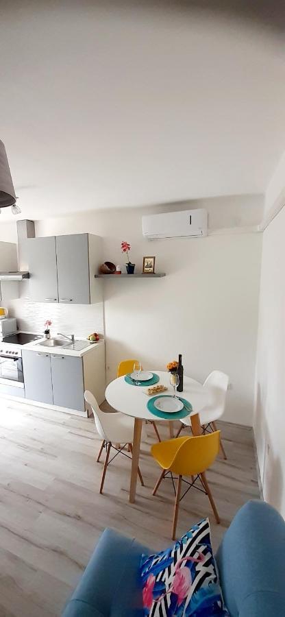 Lennida Studio Apartman With Free Parking Kavran Buitenkant foto