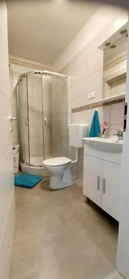 Lennida Studio Apartman With Free Parking Kavran Buitenkant foto