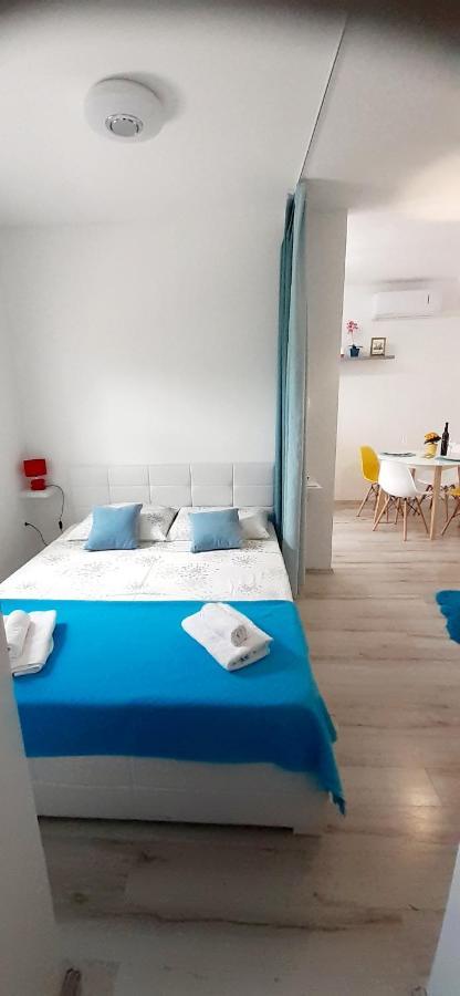 Lennida Studio Apartman With Free Parking Kavran Buitenkant foto