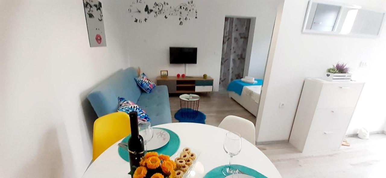 Lennida Studio Apartman With Free Parking Kavran Buitenkant foto