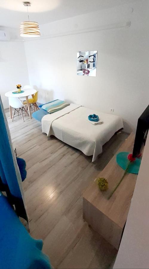 Lennida Studio Apartman With Free Parking Kavran Buitenkant foto