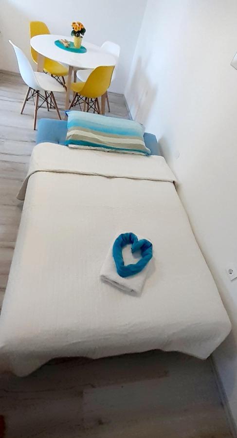Lennida Studio Apartman With Free Parking Kavran Buitenkant foto