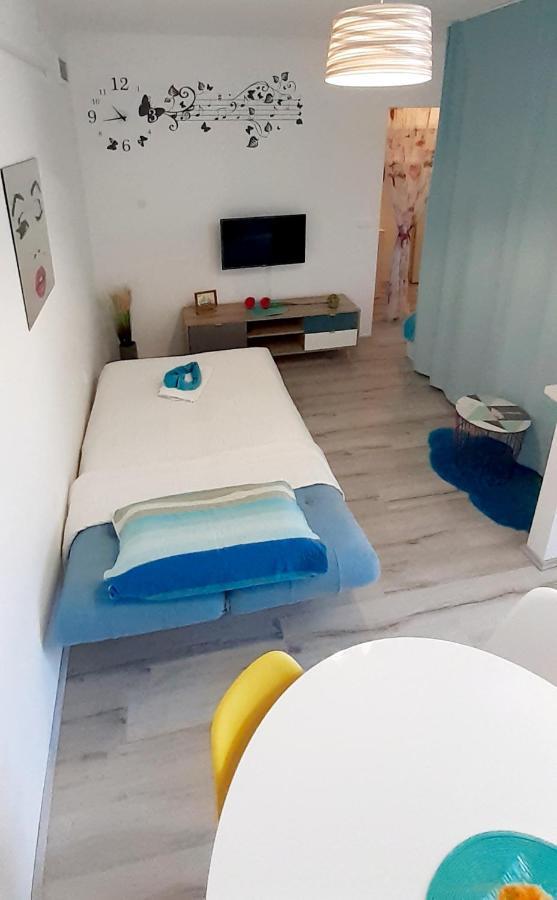 Lennida Studio Apartman With Free Parking Kavran Buitenkant foto